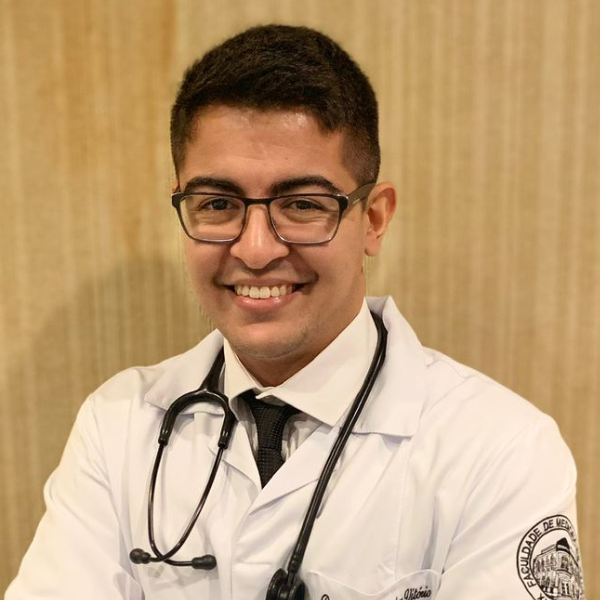 MATHEUS DE BACKER VITORIO